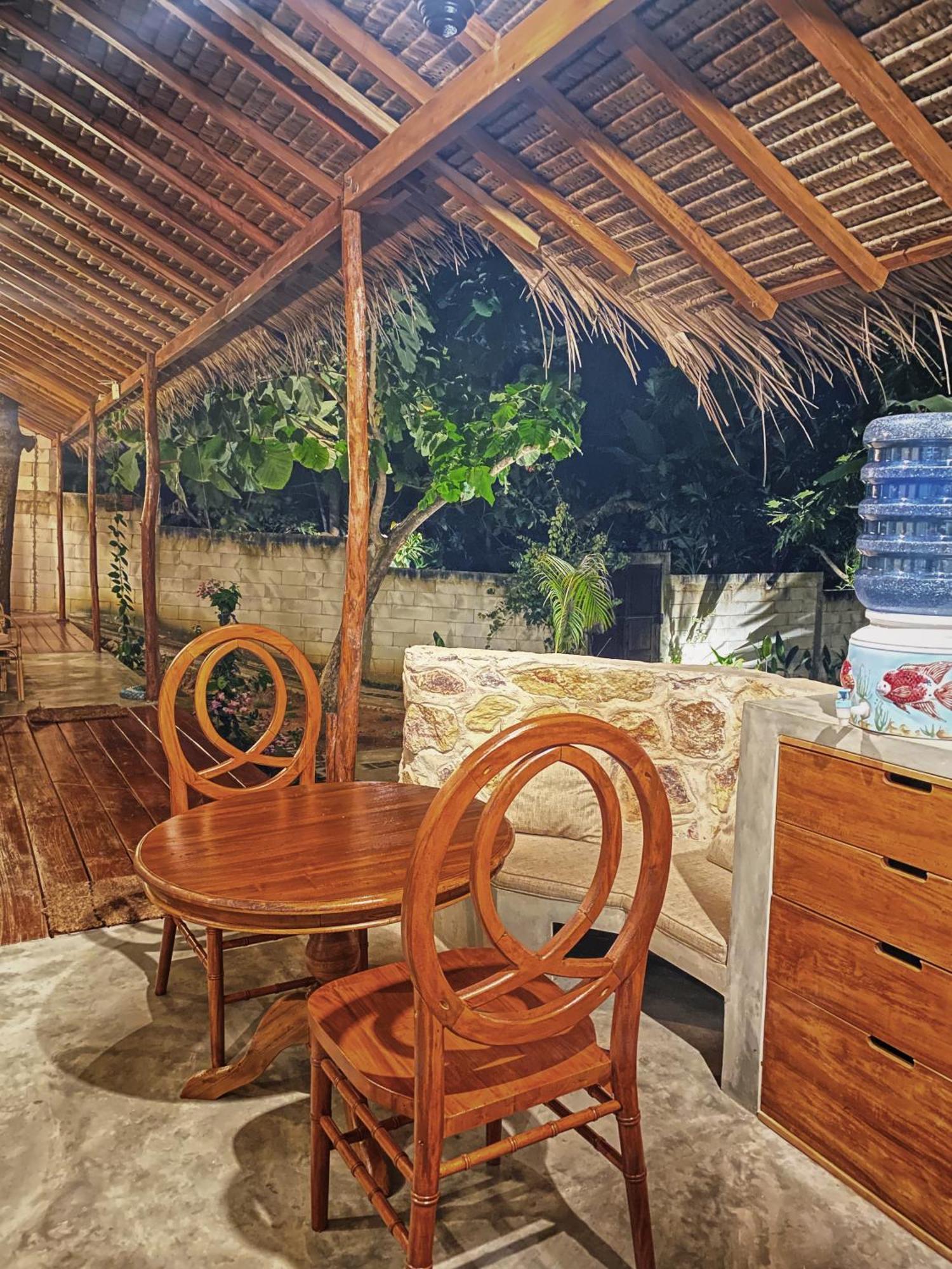 Basa-basi Lodge Karimunjawa Bagian luar foto